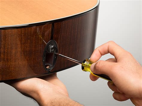 installing battery box in guitar